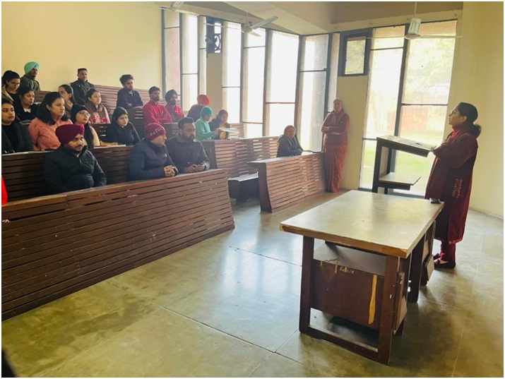 The Department of Education at PU, Chandigarh, paid heartfelt tribute by observing 2 minutes silence.